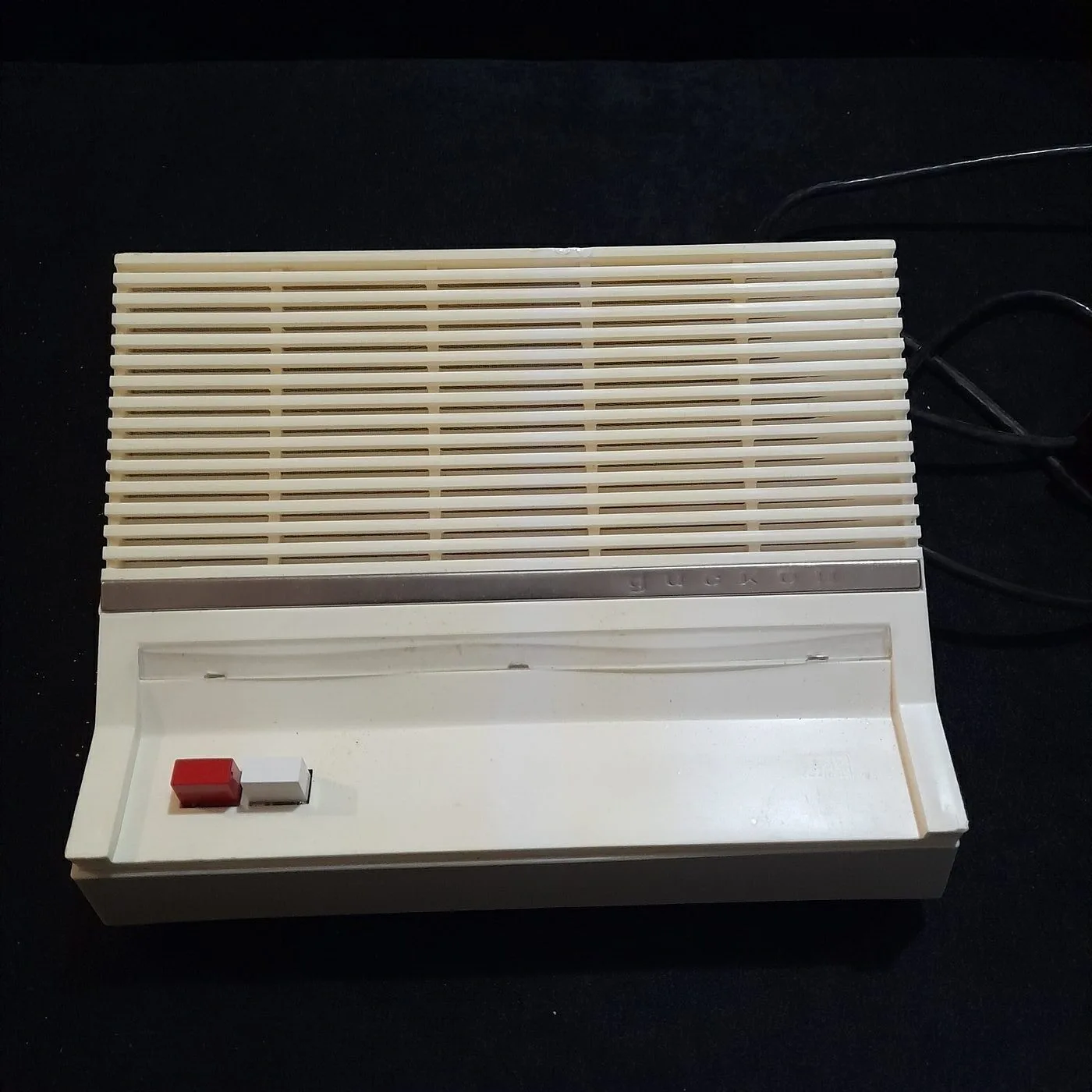 Conference signalling device — 4