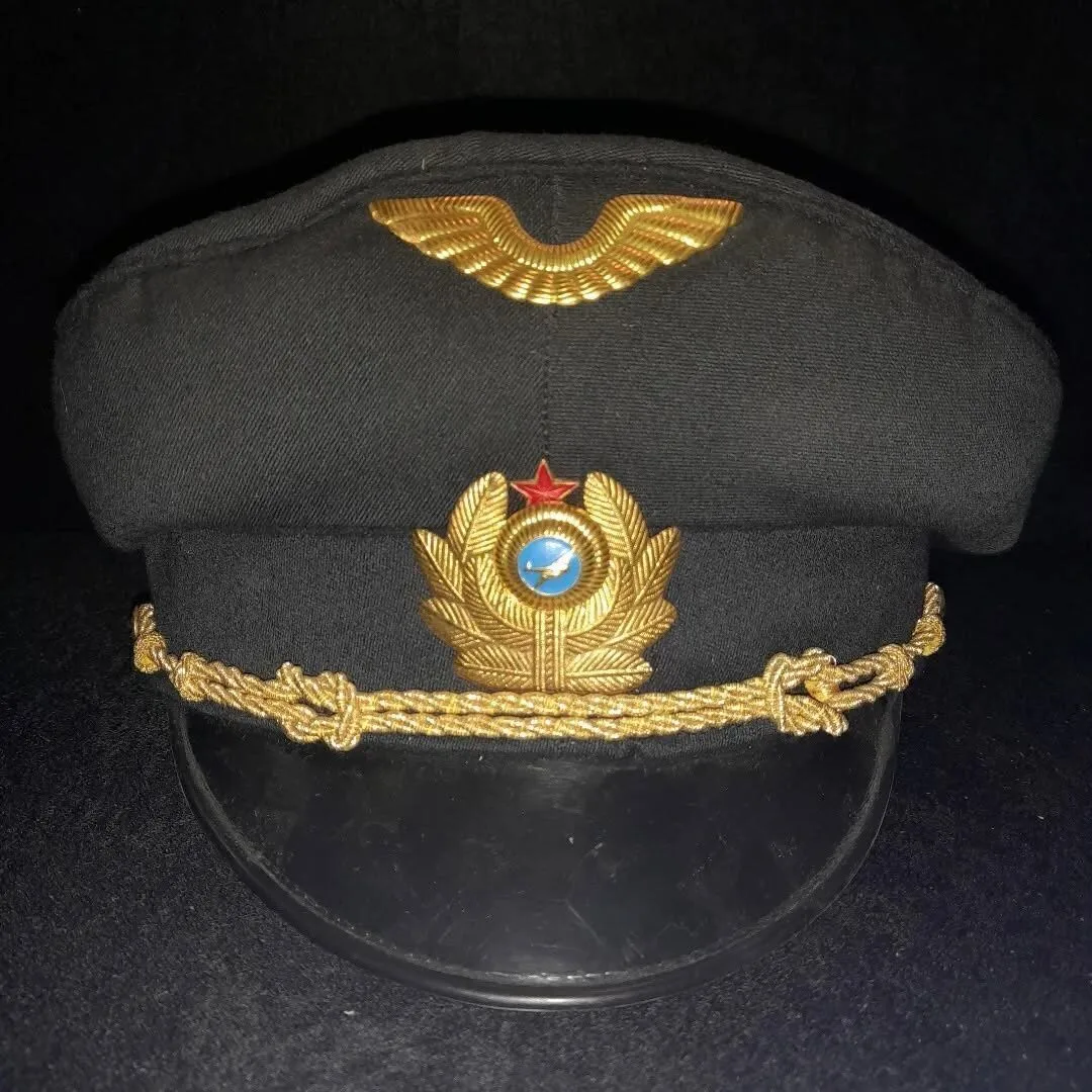 Civilian aviation pilot cap.