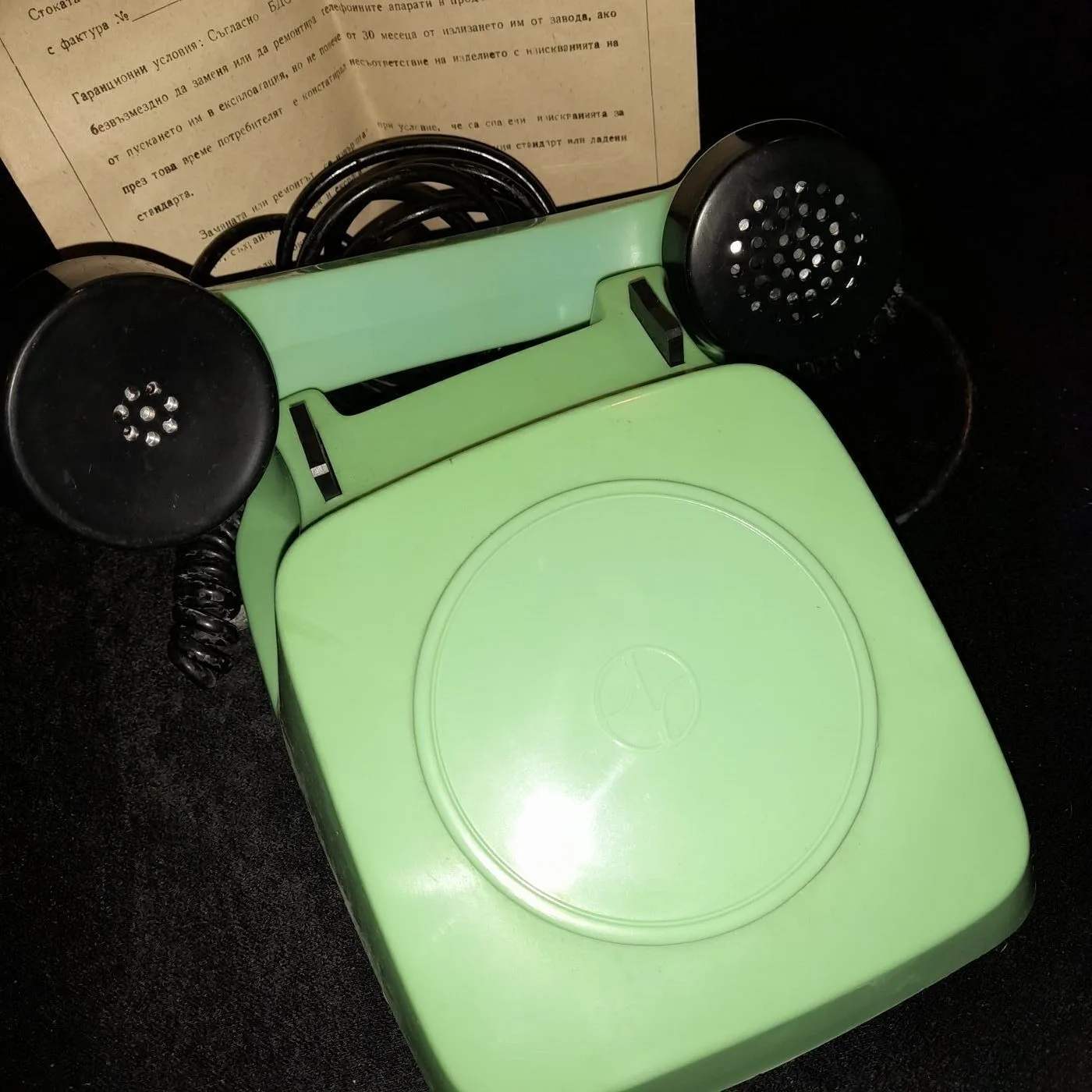 Incoming-call-only telephone — 3