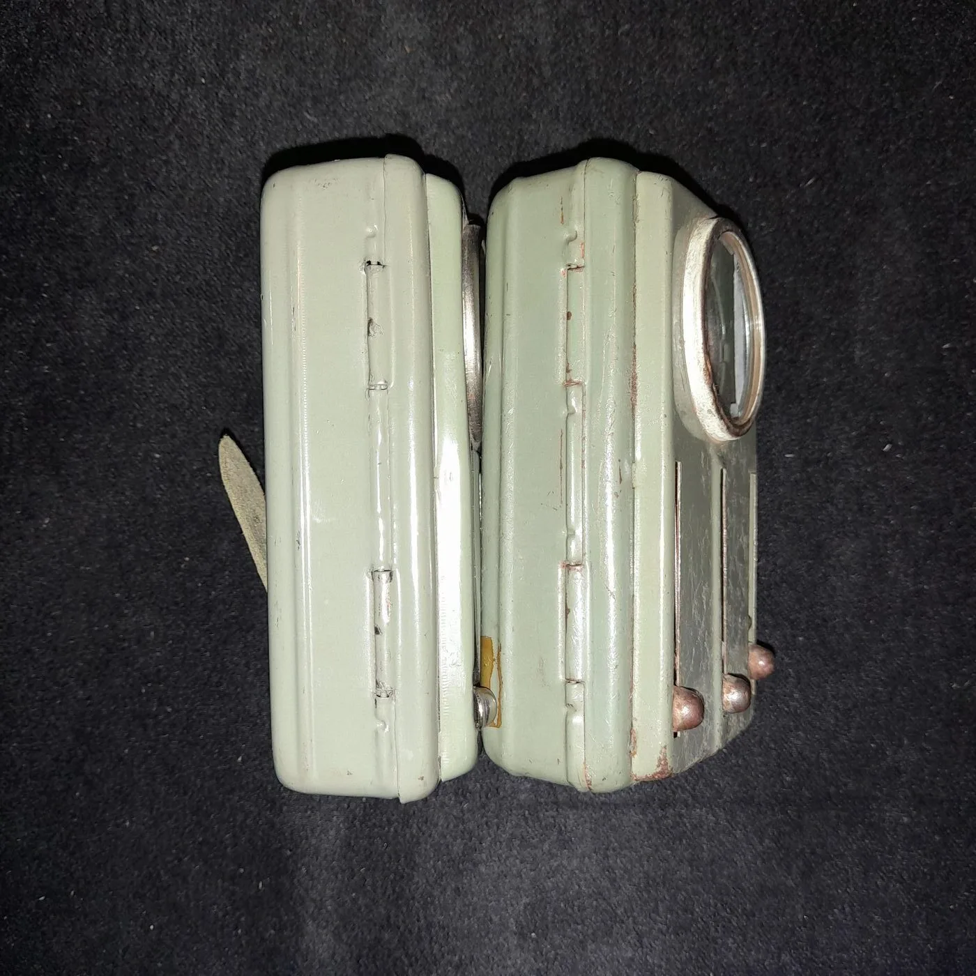 Two ELPROM lamps — 5