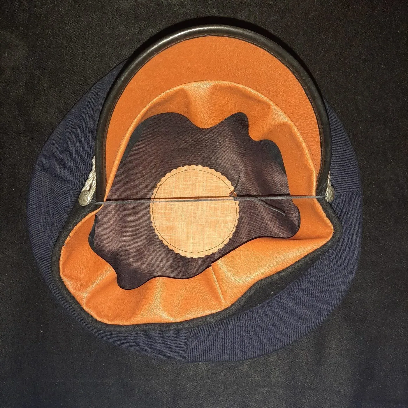 Train driver's cap — 6