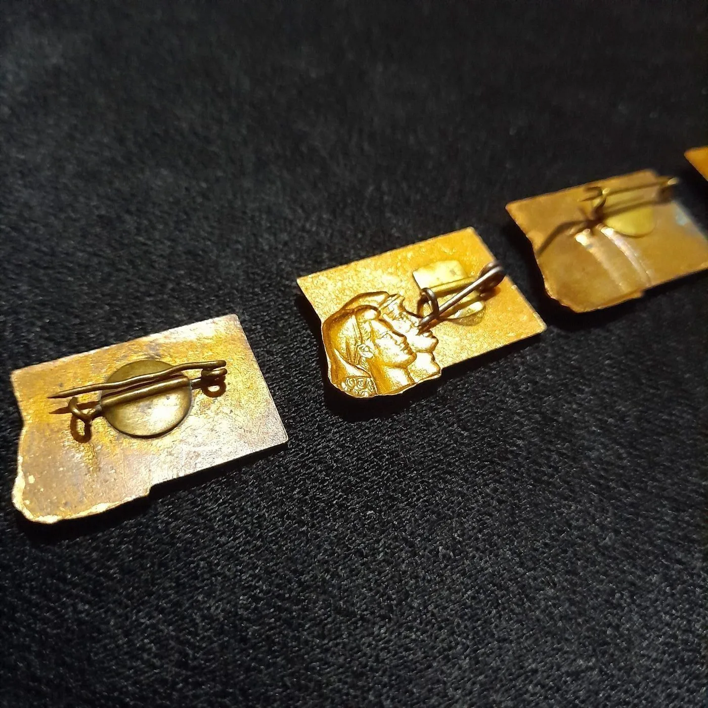 Communist labour badges — 4