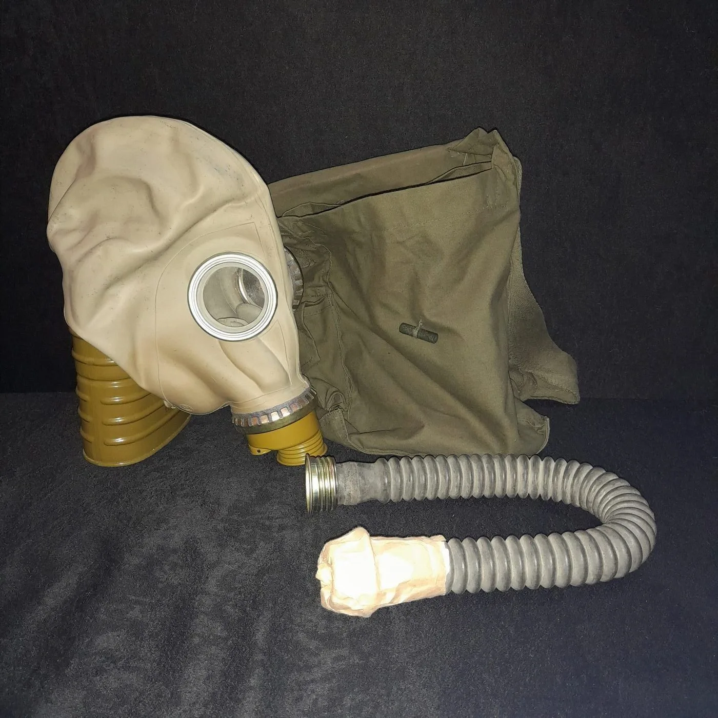 BSS-MO-4U gas mask