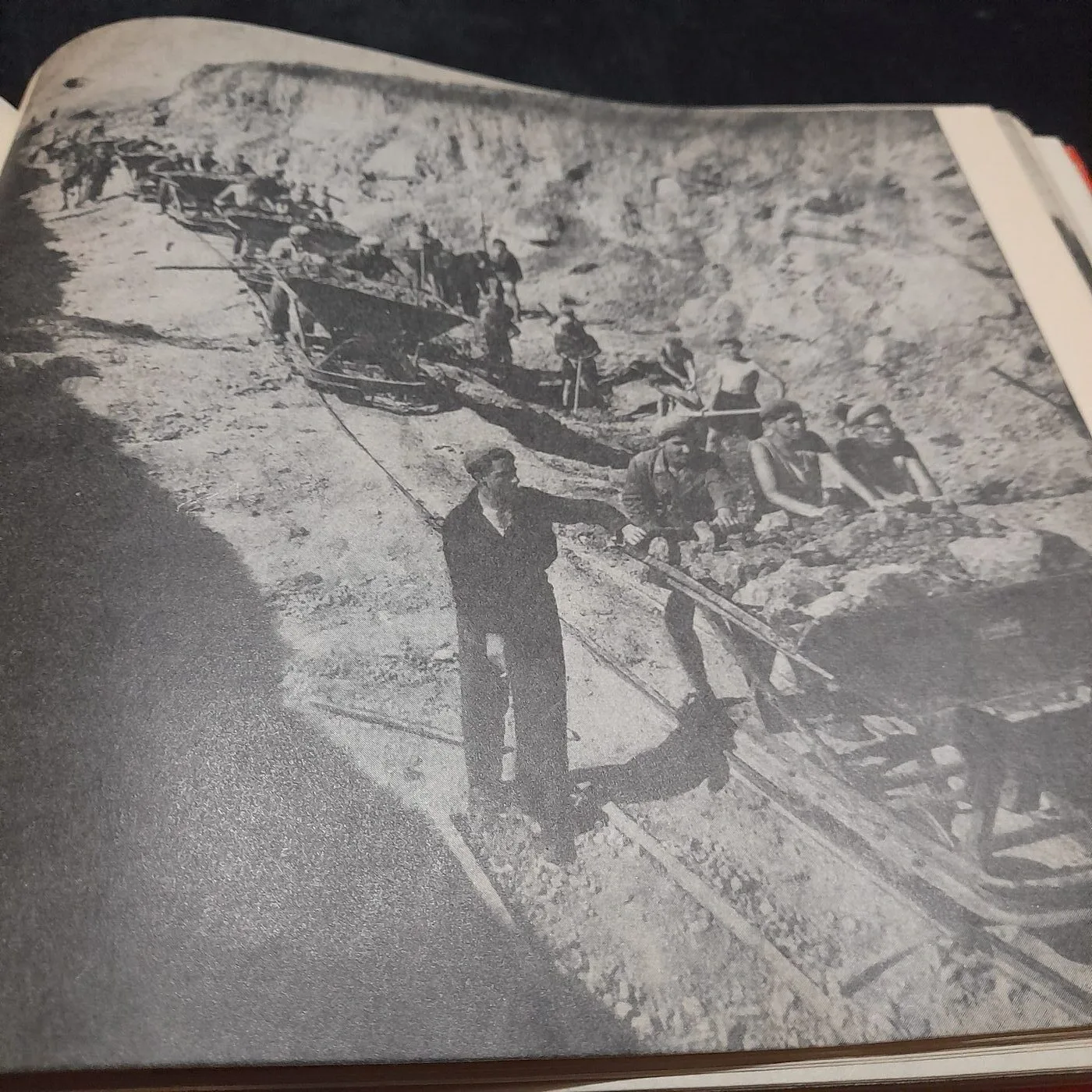 Book "1946-1966 Brigadier Echelons" — 12