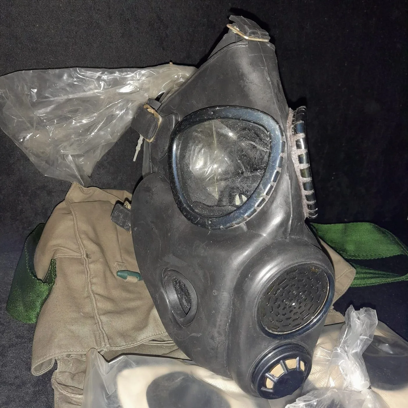 PDE-1 gas mask — 6