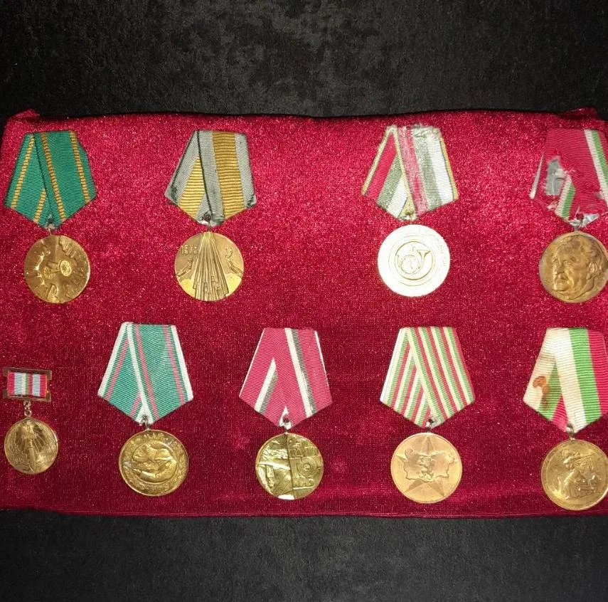 Commemorative medals