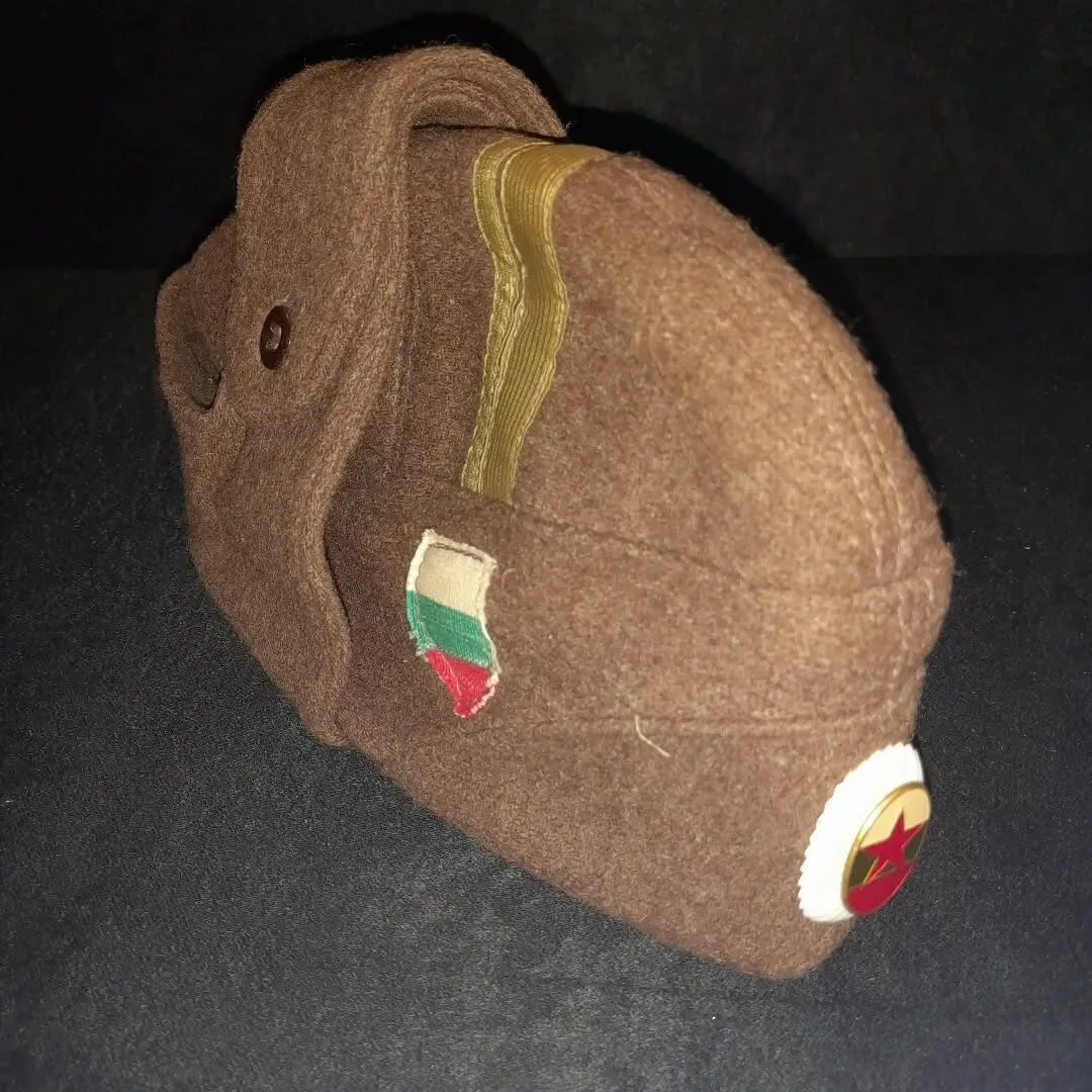 Winter cap for sub-officer — 8