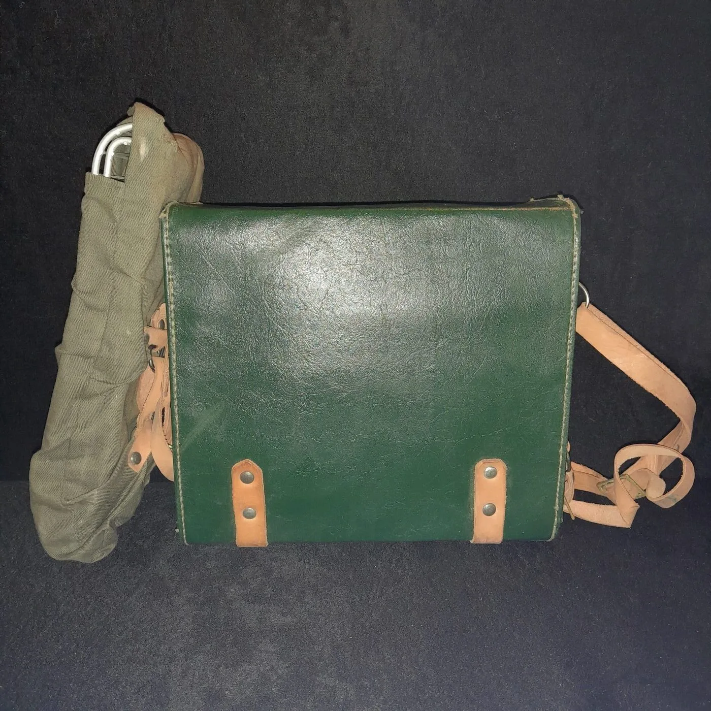 Medical field bag of the Bulgarian People's Army — 2
