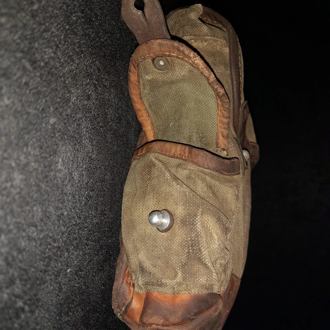 AK-47 magazine pouch — 6