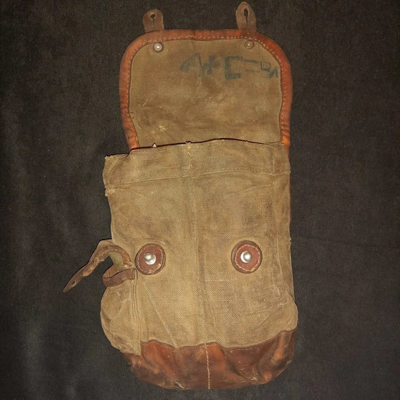 AK-47 magazine pouch — 7
