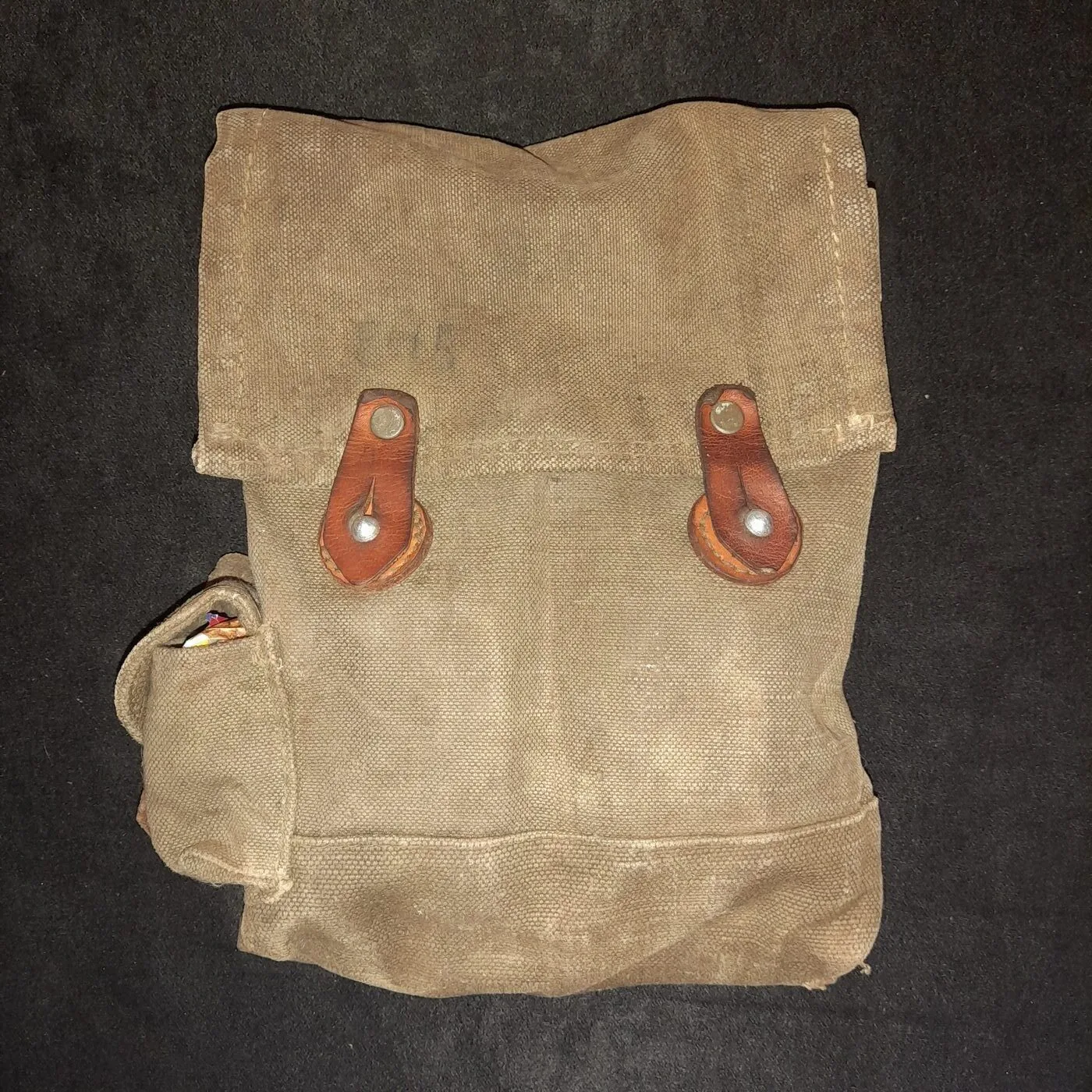 AK-47 magazine pouch — 12