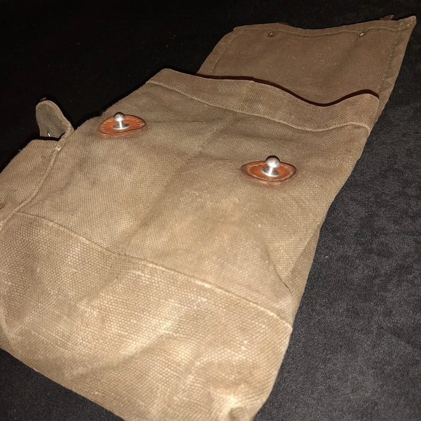 AK-47 magazine pouch — 14