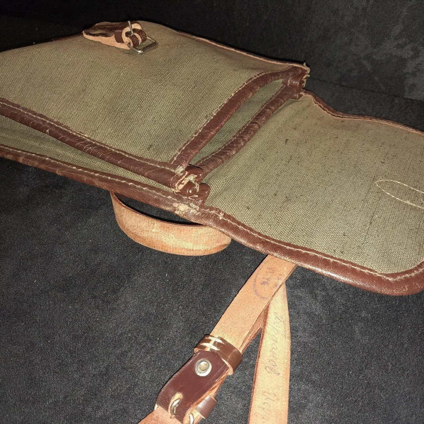 Officer's topography bag — 7
