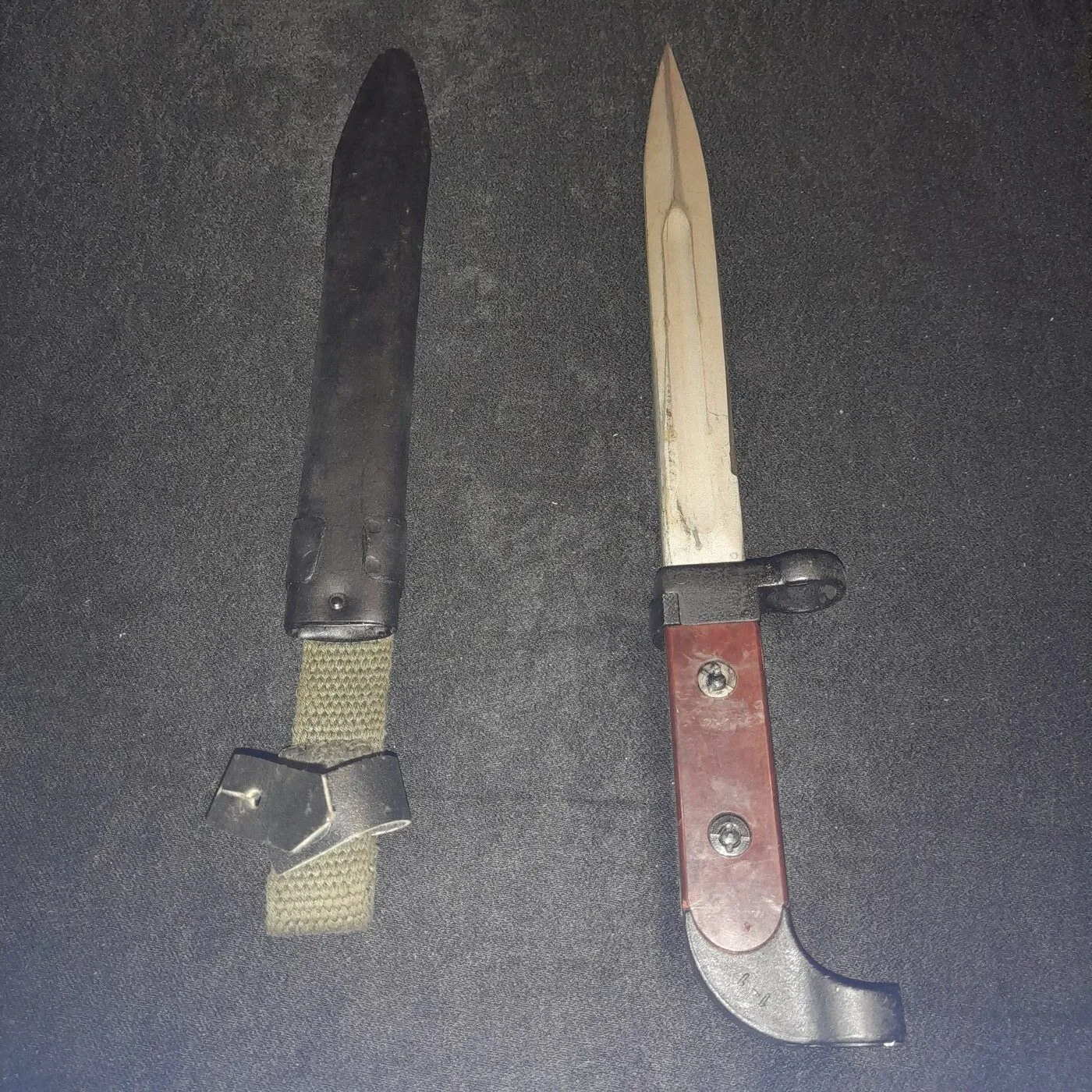 AK-47 bayonet — 11