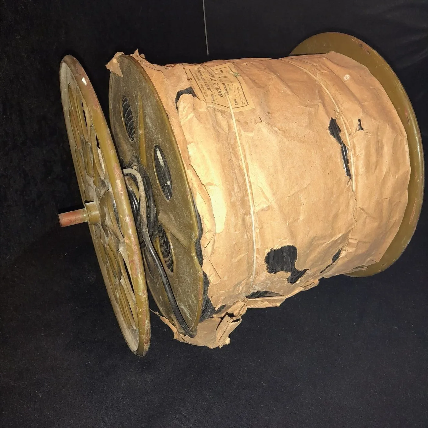 Telephone cable reel — 3