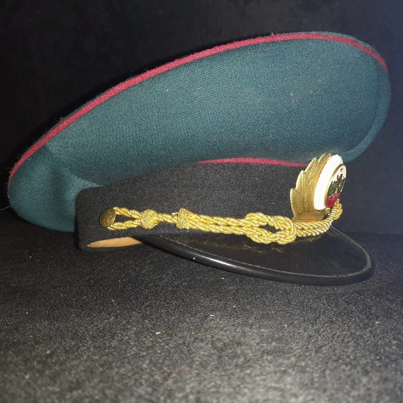 Motorised infantry parade cap — 8