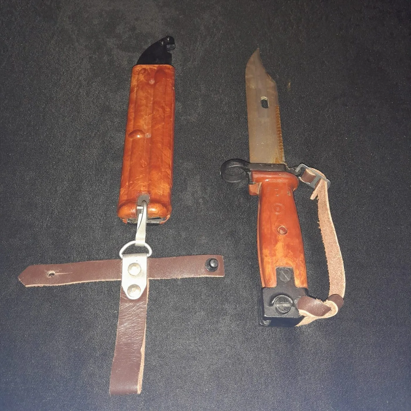 AKM bayonet — 7