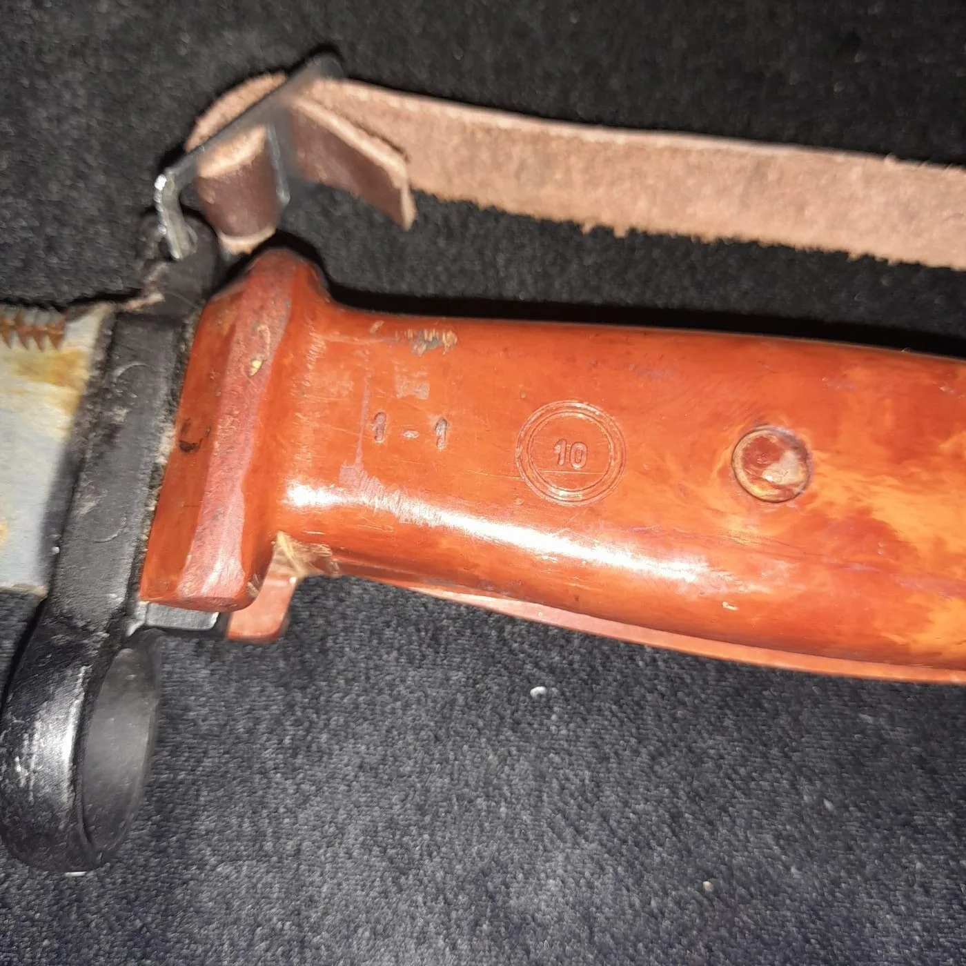 AKM bayonet — 8
