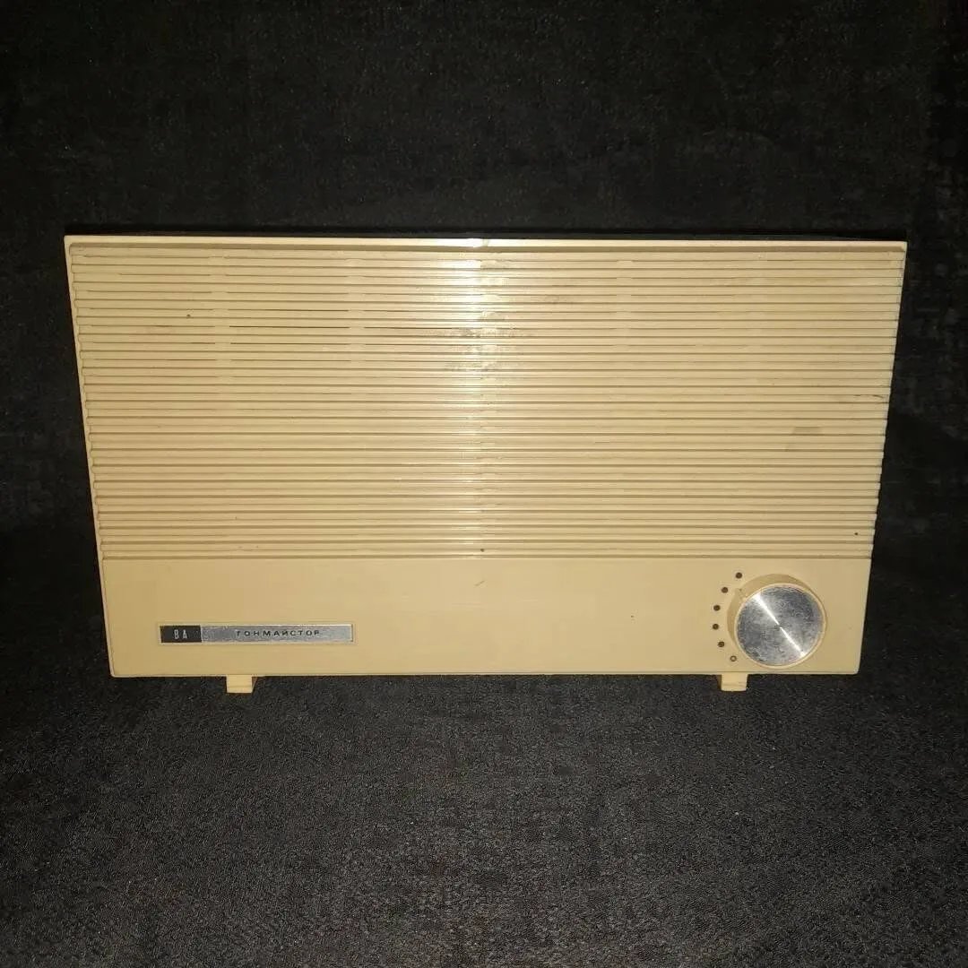 Single-channel radio of Bulgarian manufacture, TONMASTER brand
