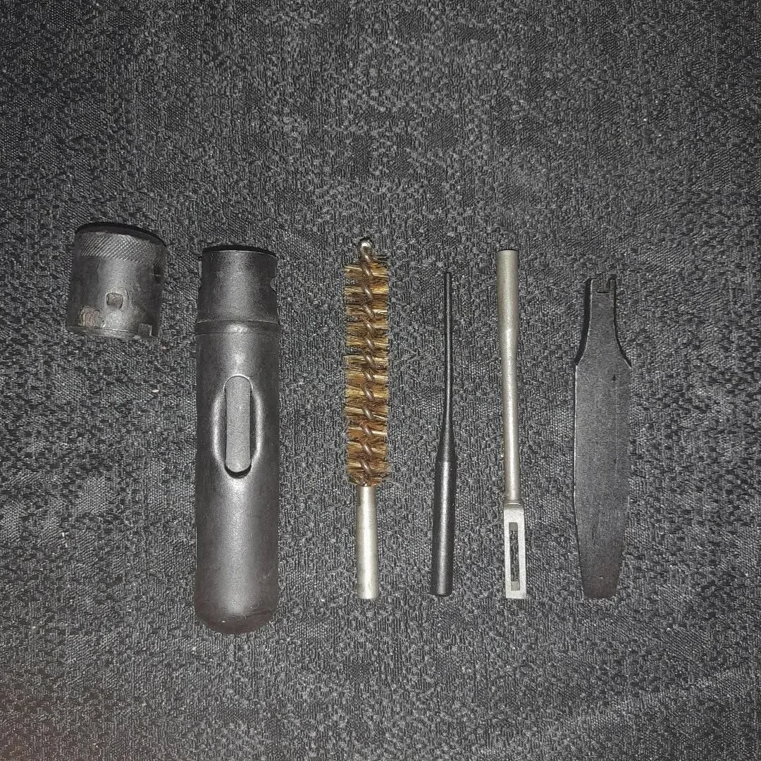 AK-47 cleaning kit — 3
