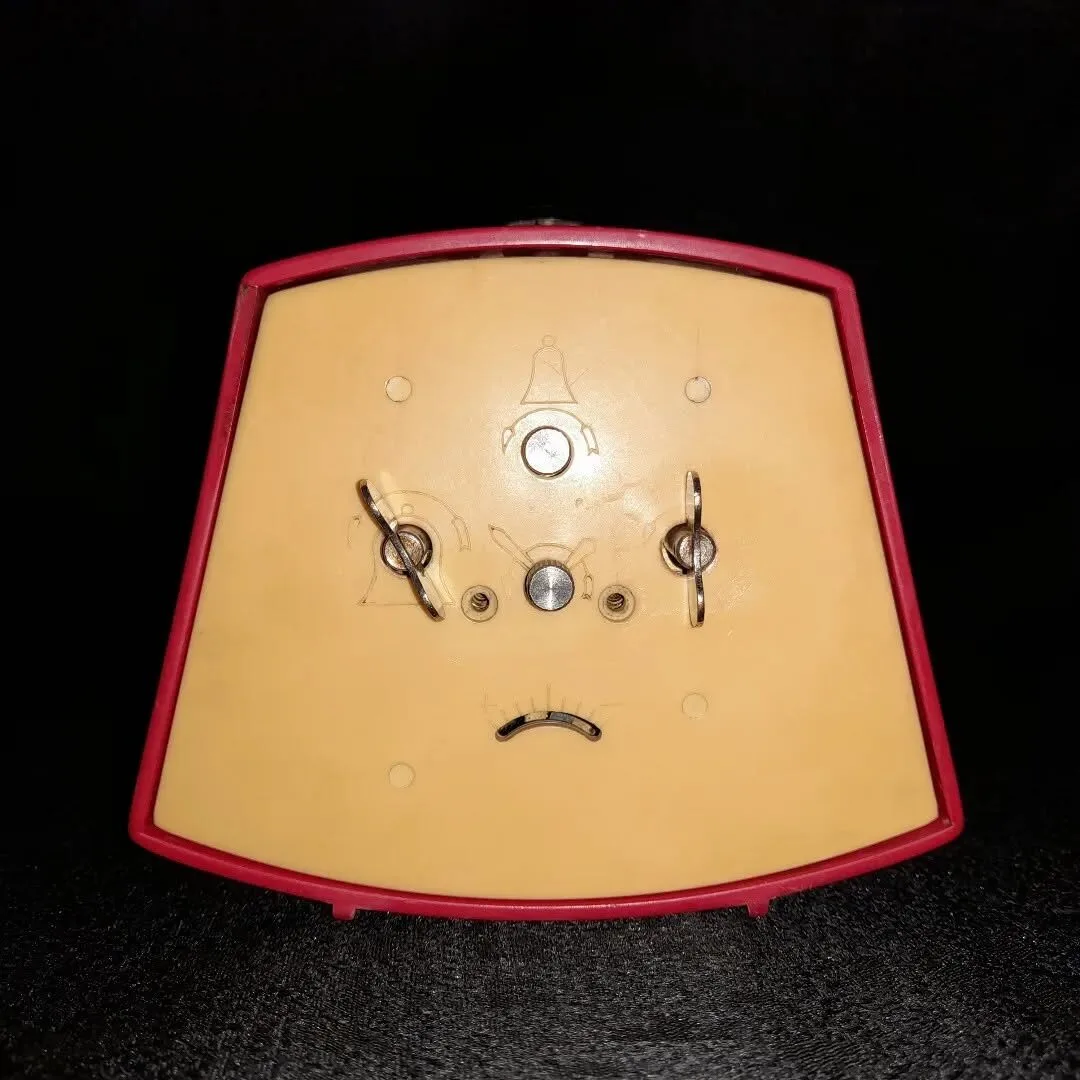 An old clock — 5