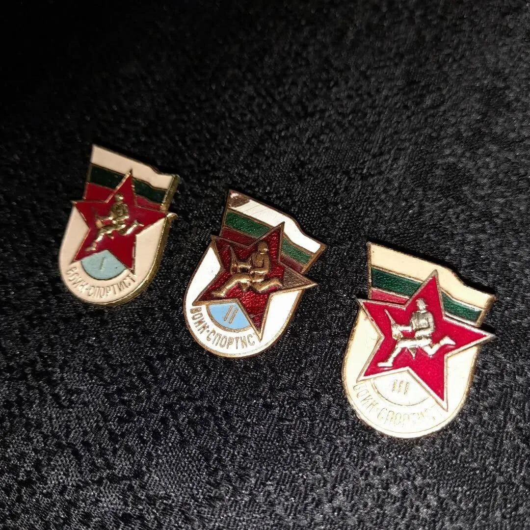 "Sports fighter" badges — 4