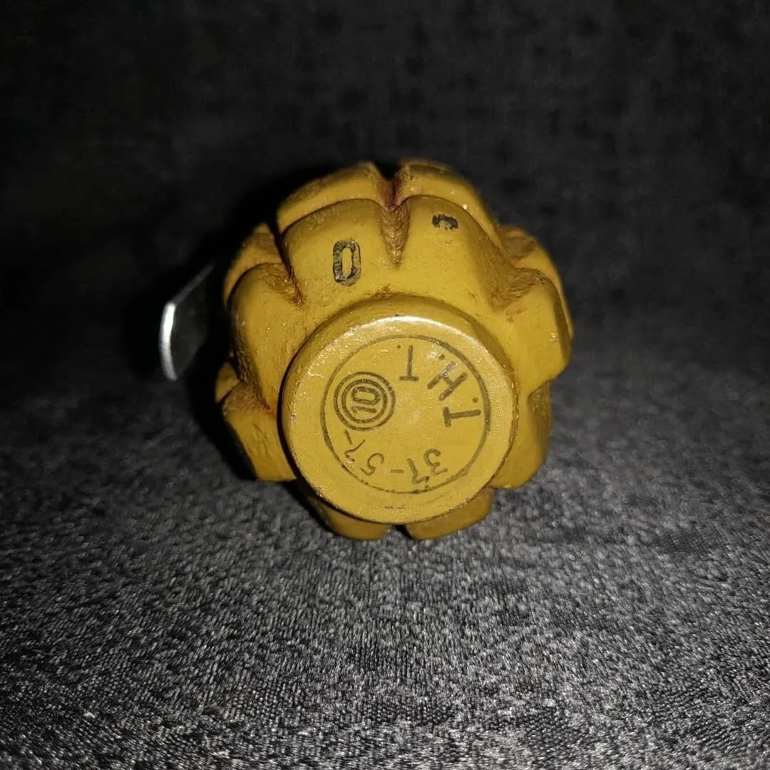 F-1 defensive hand grenade — 4