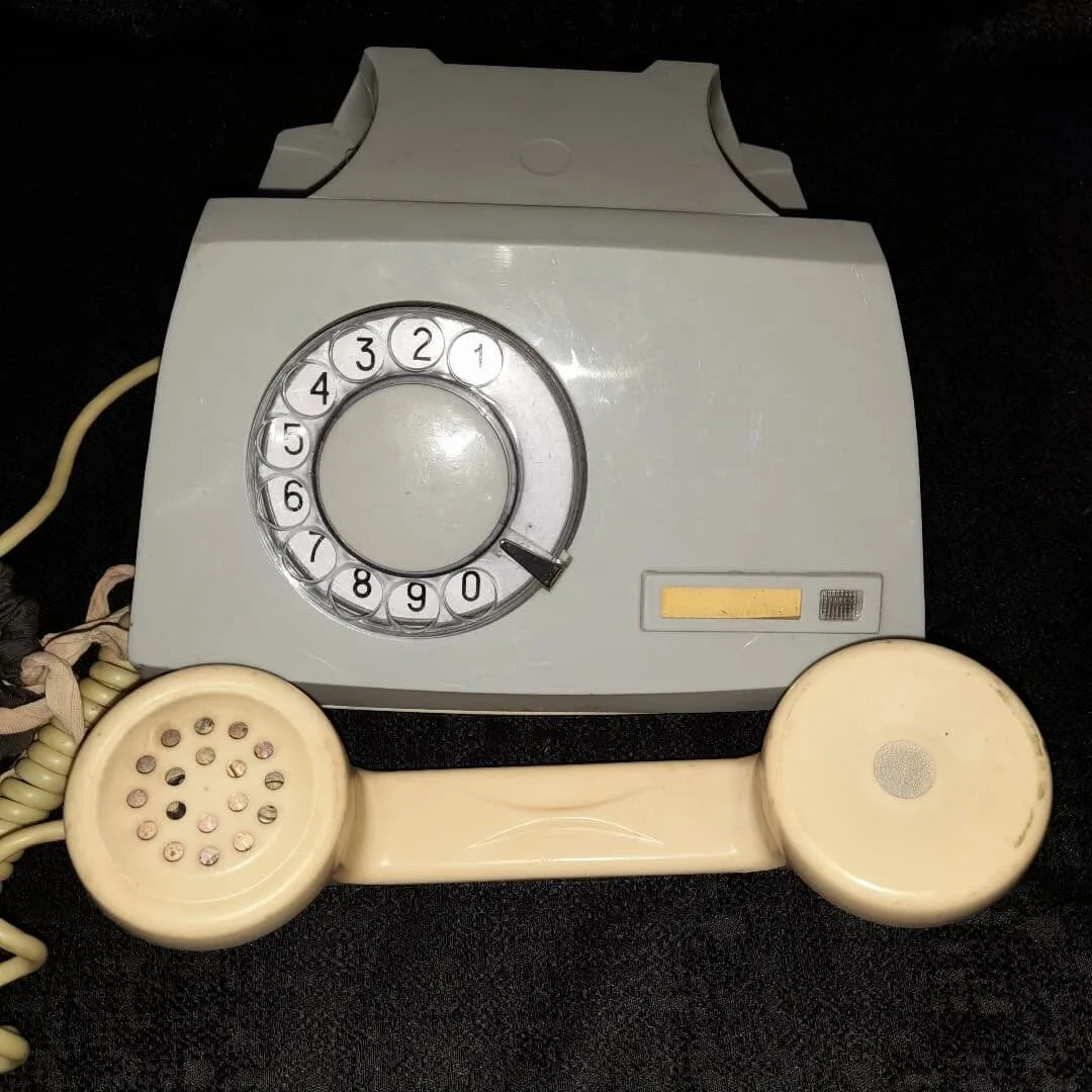 P-170 military telephone — 4
