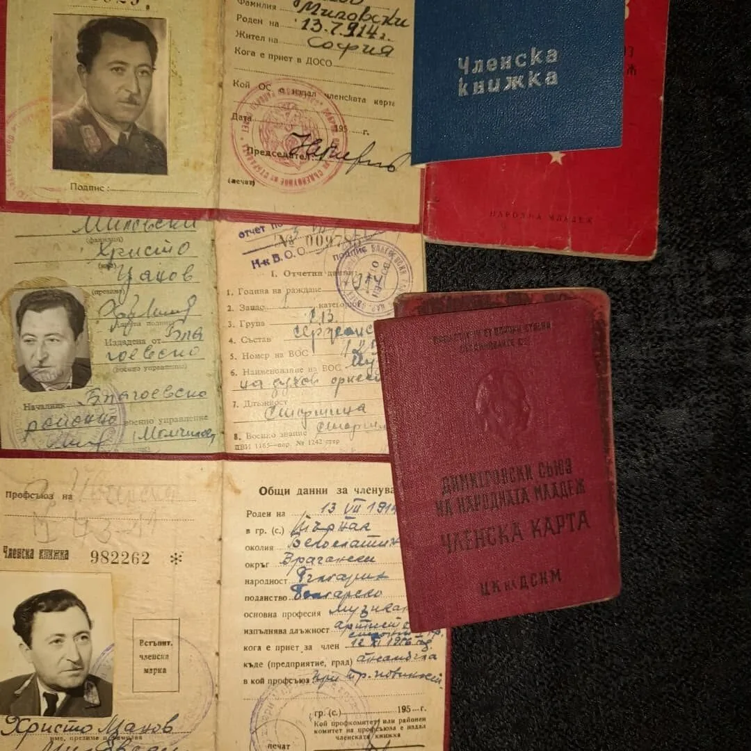 Group of documents — 3