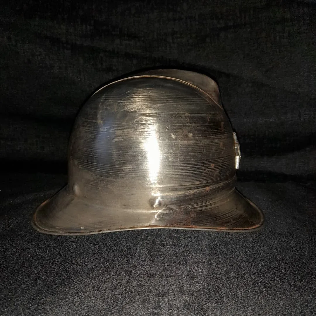 Firefighter helmet — 4