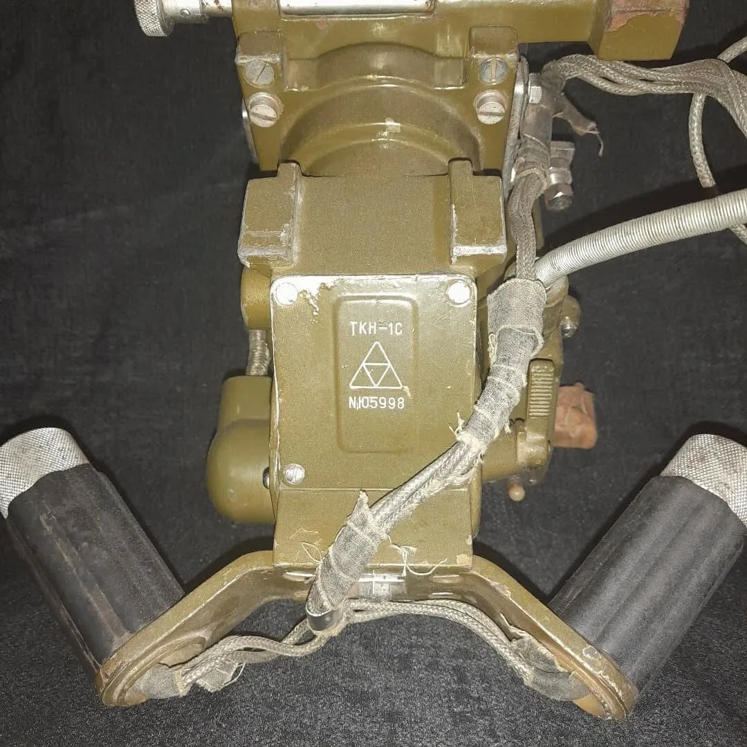Night vision periscope — 3