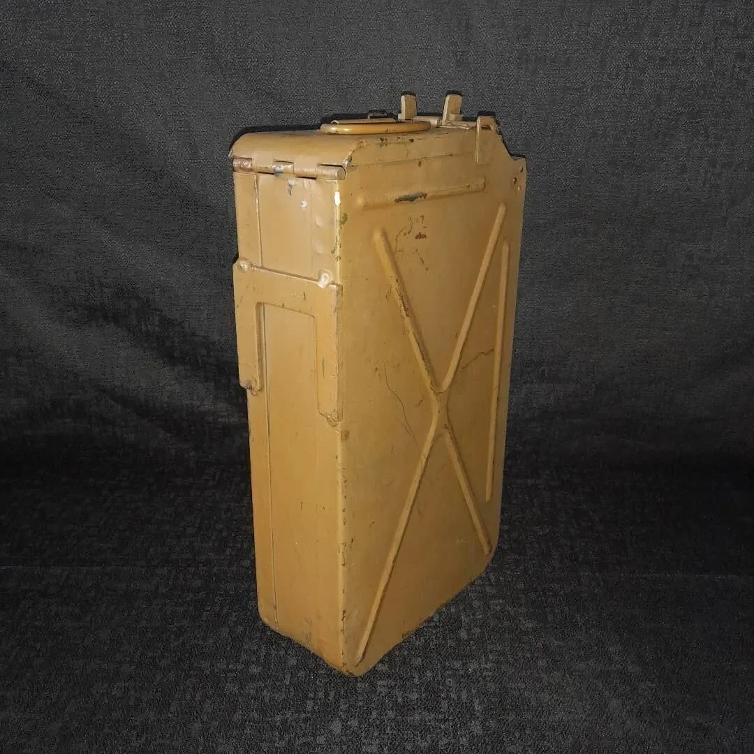 7.62 mm ammunition box for machine gun — 3