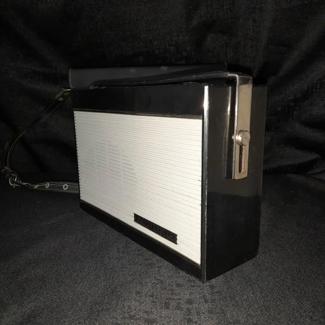 "Rodina" portable radio — 5