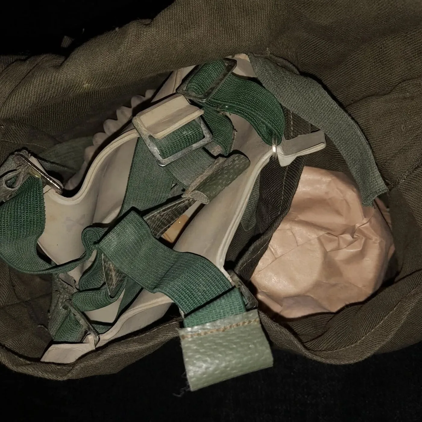 DP-1 gas mask — 3