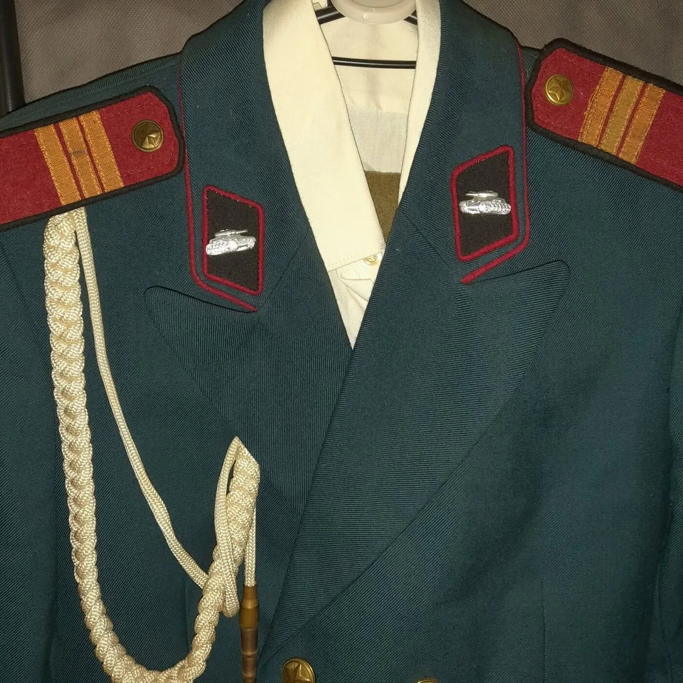 Parade uniform of an armoured troops sergeant — 2
